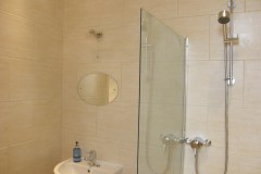 Apt5 Bed1 Ensuite