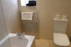 Apt5 Bed1 Ensuite