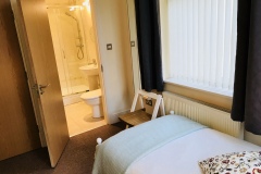 Apt5 Bed2 to Ensuite