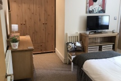 Apt8 Bed1