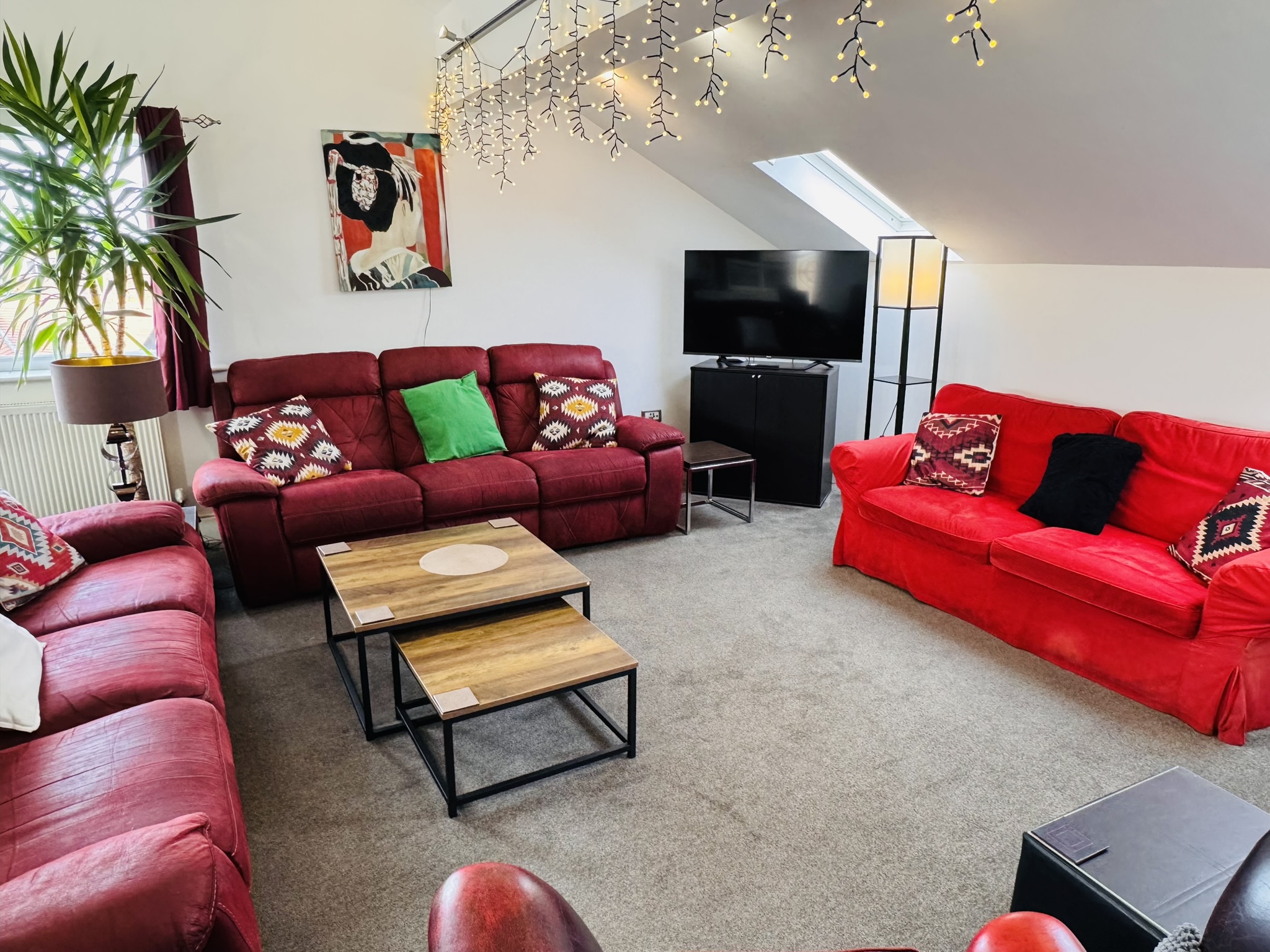 apt7 lounge